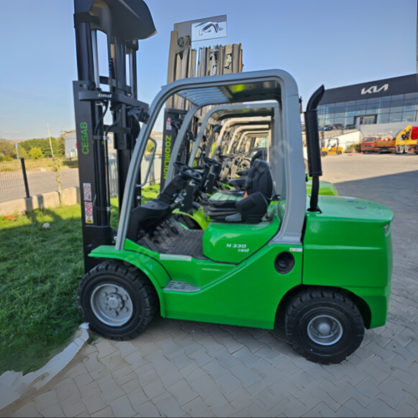 Diesel- og elektriske lejegaffeltrucks fra 2 tons til 12 tons